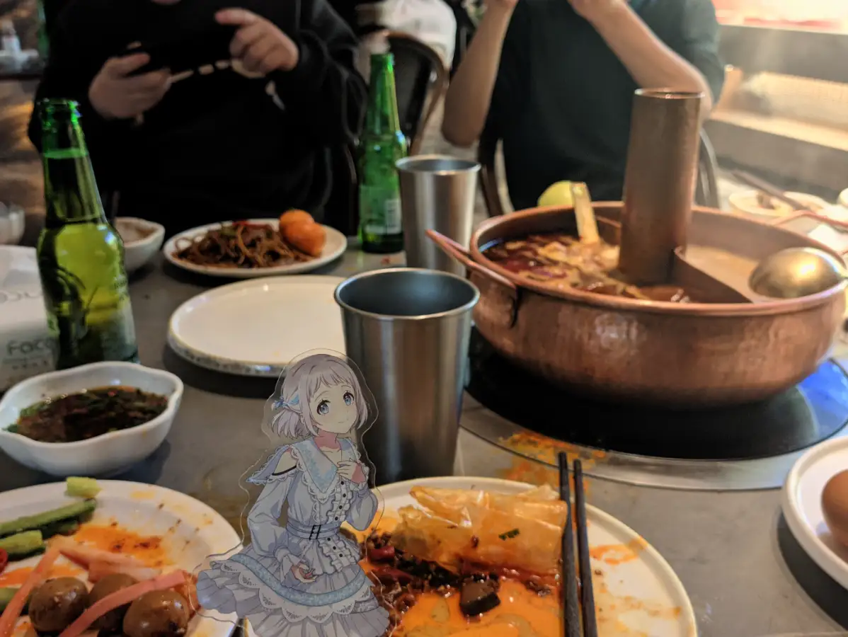 是的 我依旧带着lly